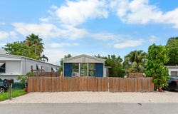 17 Palm Drive, Saddlebunch, FL 33040