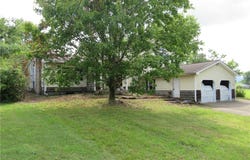 237 Everson Valley Rd, Bullskin Twp, PA 15425
