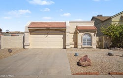 406 E TARO Lane, Phoenix, AZ 85024