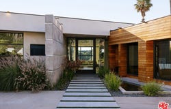 455 Castle Pl, Beverly Hills, CA 90210