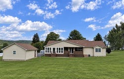 48 Conable Ave, Roulette, PA 16746