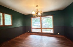 909 W Washington Street, Clinton, IL 61727