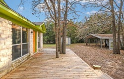 309 Stolle Ln, Flatonia, TX 78941