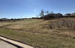 705 N Dickson, Poth, TX 78147