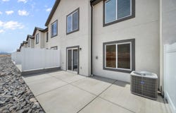 2275 S WOLVERINE WAY, Washington, UT 84780