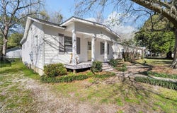 54 Bishop Lane S, Mobile, AL 36608