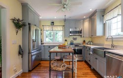 5 Apple Way, Salisbury, CT 06039