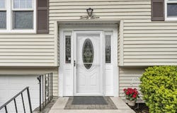 27 Dexter Ave, Dracut, MA 01826