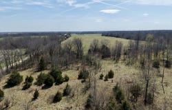 Pike 443, Curryville, MO 63339