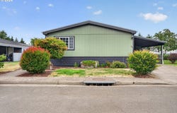 310 PITNEY Ln, JunctionCity, OR 97448