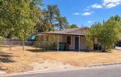 1506 Circle Dr, Round Rock, TX 78664