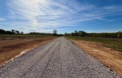 1 Jackal Road, Potosi, MO 63664