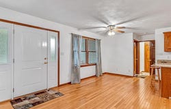 214 Osterhage Drive, Waterloo, IL 62298