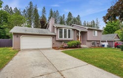 410 E Pine Needle Ave, Colbert, WA 99005