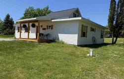 4780 Howard Road, Petoskey, MI 49770
