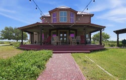3124 County Road 220, Alice, TX 78332