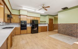 1000 E Sycamore Street, Monett, MO 65708