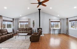 14632 Don Circle, Eagle River, AK 99577