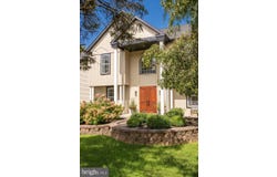631-1/2 W ORANGE Street, LITITZ, PA 17543