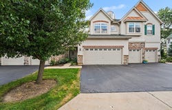 469 Bay Tree Circle, Vernon Hills, IL 60061