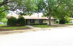 2105 Stanton, Brady, TX 76825