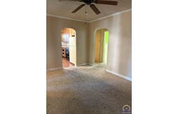 839 SW Webster AVE, Topeka, KS 66606