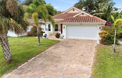 240 COUGAR Way, ROTONDA WEST, FL 33947