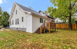 621 S Market Avenue, Springfield, MO 65806
