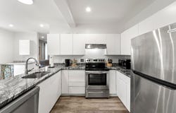 104 Hartford Ave E, Uxbridge, MA 01569