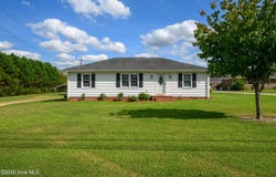 1035 W Saint James Street, Tarboro, NC 27886
