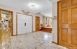 16 Woodmere Road, North Brunswick, NJ 08902