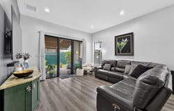 3226 W 97th St, Hialeah, FL 33018