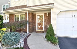 18 Carlisle Court, Old Bridge, NJ 08857