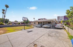 3915 E CHEERY LYNN Road, Phoenix, AZ 85018