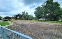 207 E LANCASTER Road, ORLANDO, FL 32809