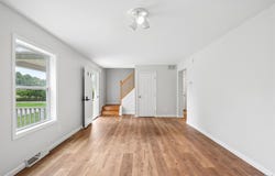 147A Old Country Rd, Speonk, NY 11977