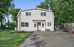 140 Blue Barns Road, Rexford, NY 12148