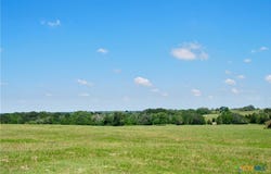 1070 Muehr Road, Weimar, TX 78962