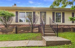 402 Bow Hunter Road, Charleston, WV 25314