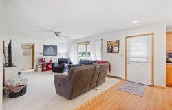 201 Rainbow Drive, Fairbank, IA 50629