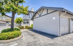 1056 Padre DR 5, SALINAS, CA 93901