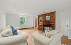 2 Arnold Lane, Norwalk, CT 06853