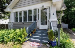 140 E Lawrence Avenue, Royal Oak, MI 48073