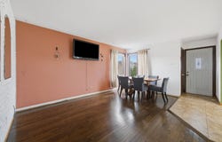 6559 W 60th Place, Chicago, IL 60638
