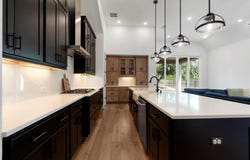 586 Two Creeks Ln, Austin, TX 78737