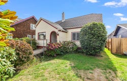 509 SPRUCE St, Ilwaco, WA 98624