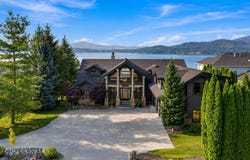 1521 Northshore Dr, Sandpoint, ID 83864