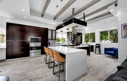 101 SW 21st Rd, Miami, FL 33129