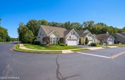 38 Marlow Drive, Jackson, NJ 08527