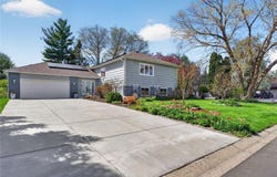 798 Sunset Drive, Eagan, MN 55123